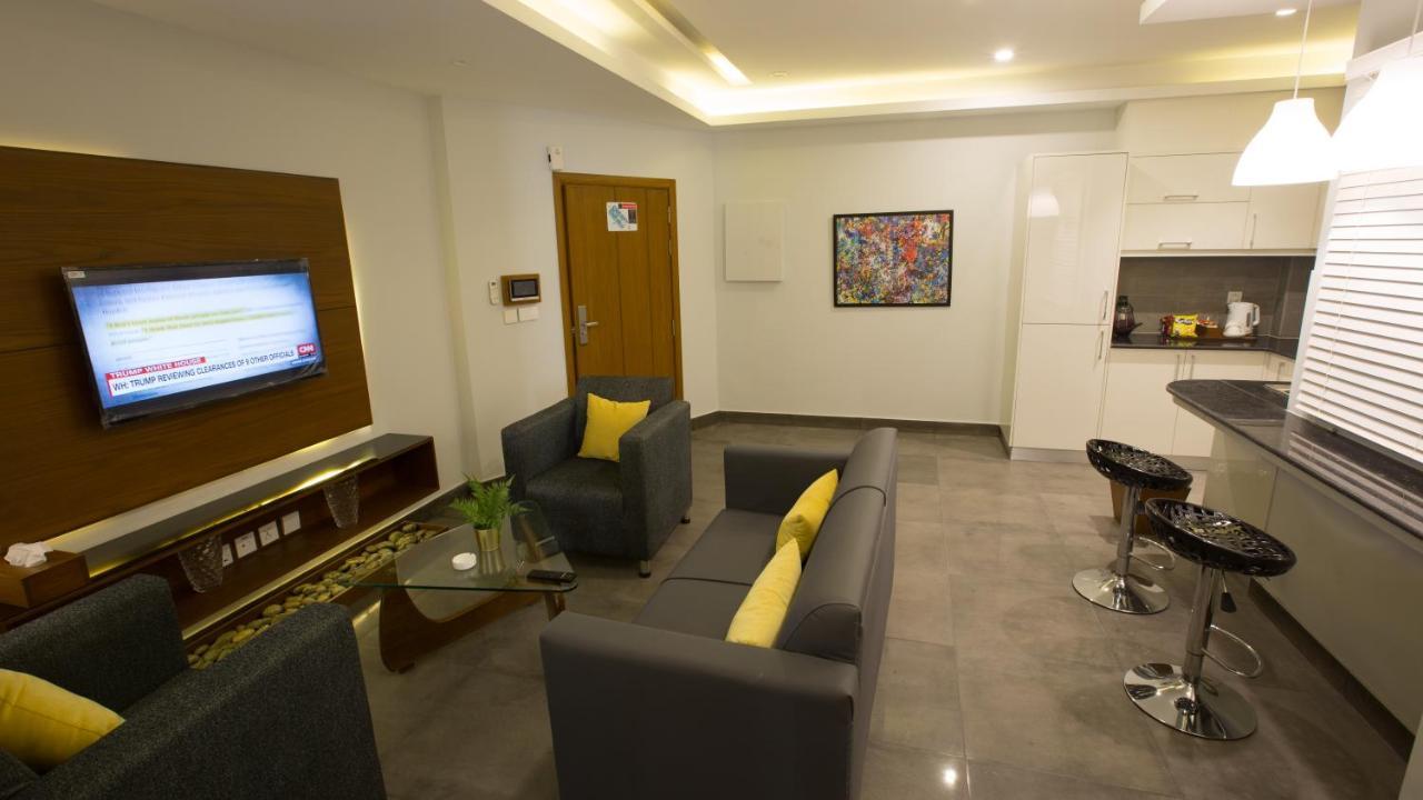 Space Luxury Rental Suites Rawalpindi Ngoại thất bức ảnh