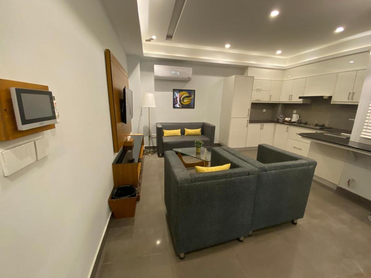 Space Luxury Rental Suites Rawalpindi Ngoại thất bức ảnh
